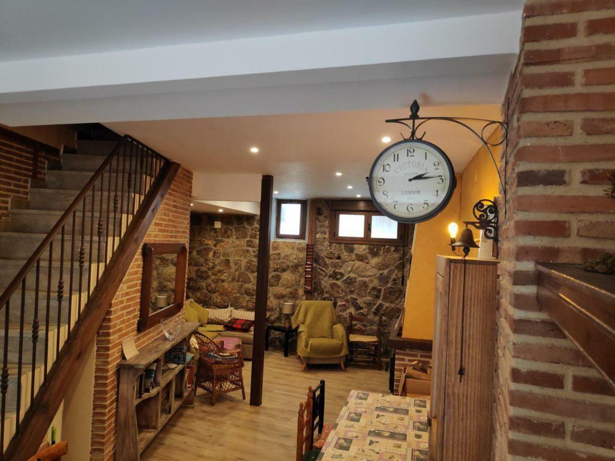 La Calleja Villarejo del Valle Екстериор снимка